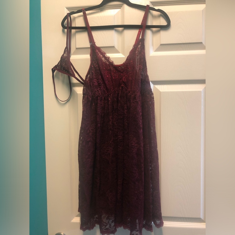 3X Burgundy Lacy 2 Piece Lingerie